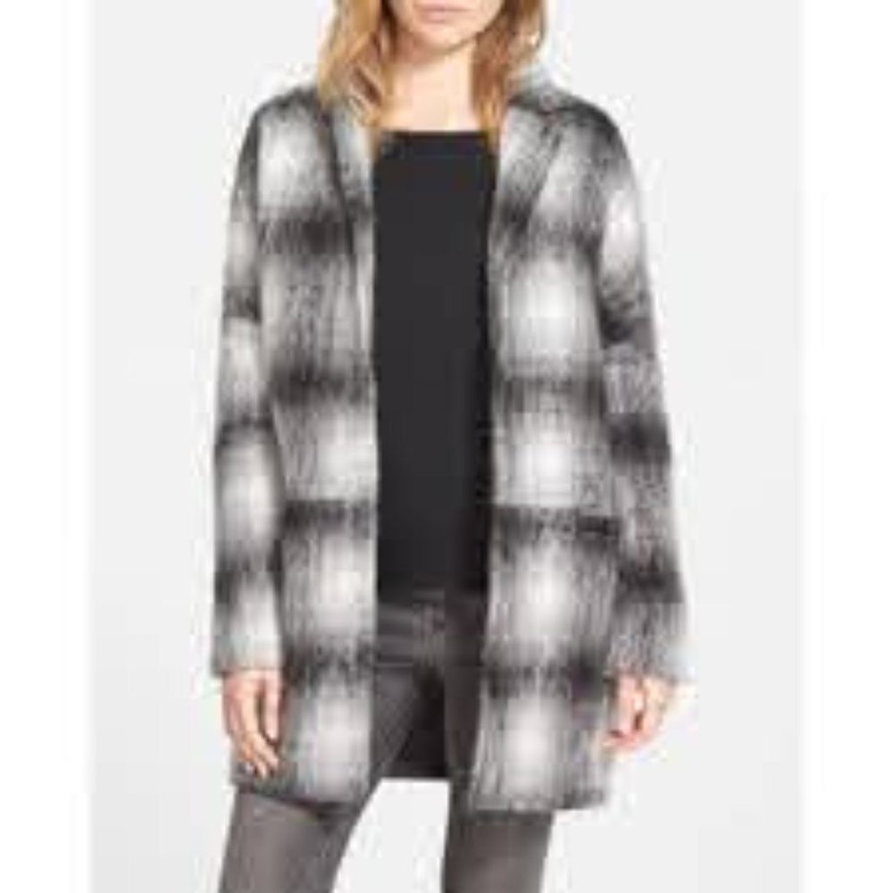 Plaid Black and Gray Women's Shacket EUC